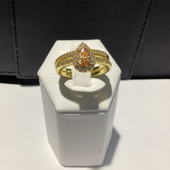 💋Beautiful 10k Gold Vermeil Pear Cut WaterDrop Morganite Cz Diamond Halo  Set - Picture 5 of 16